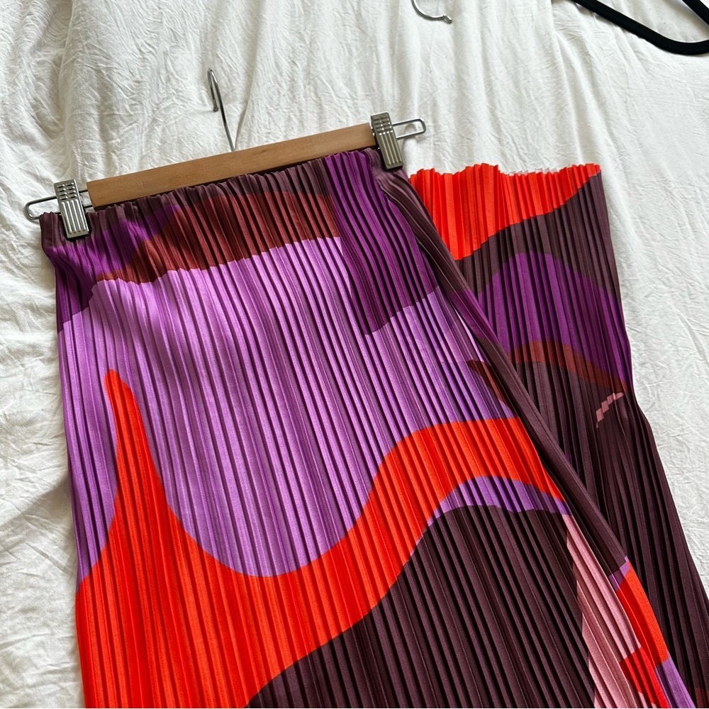 PLT Multicolor Plisse Maxi Skirt